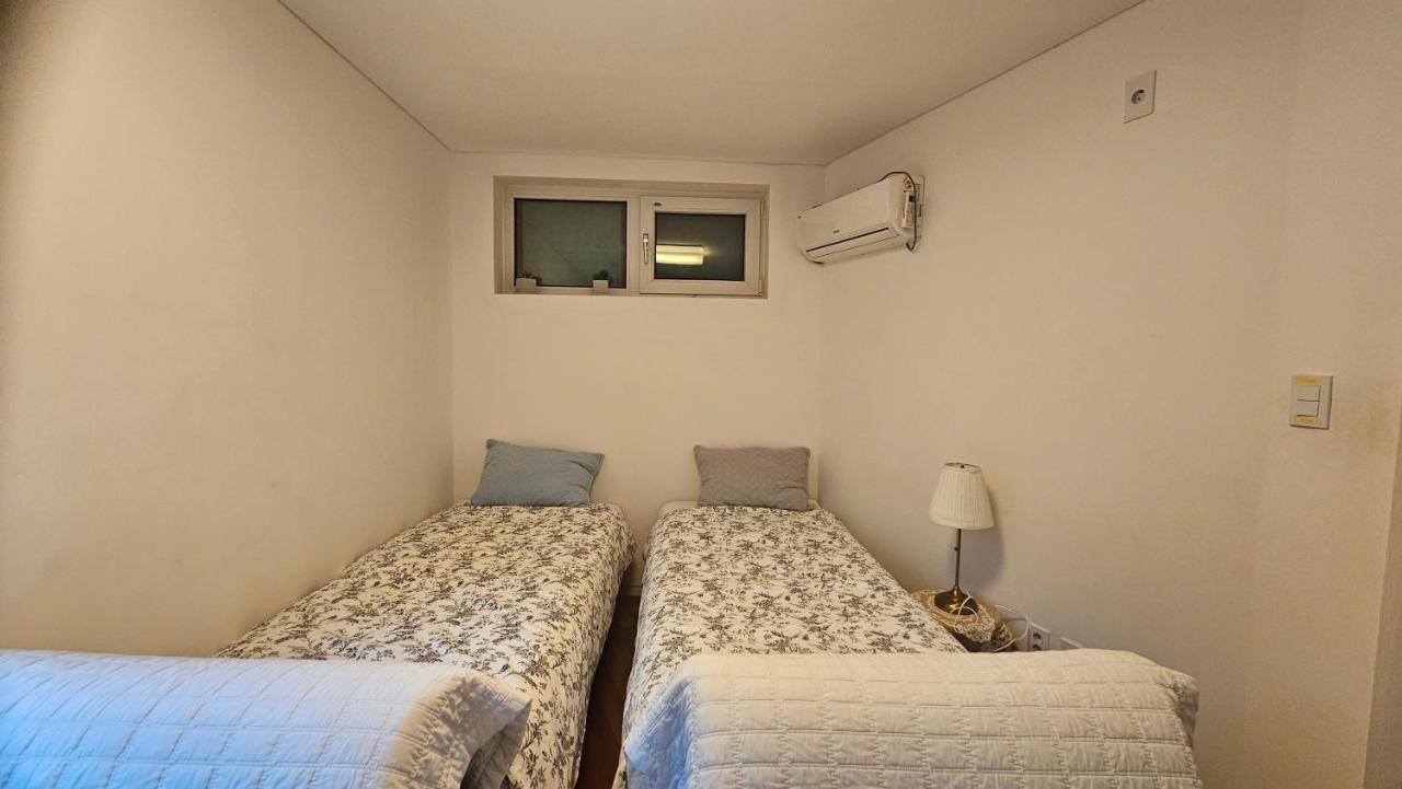 Guesthouse The Kims โซล ภายนอก รูปภาพ